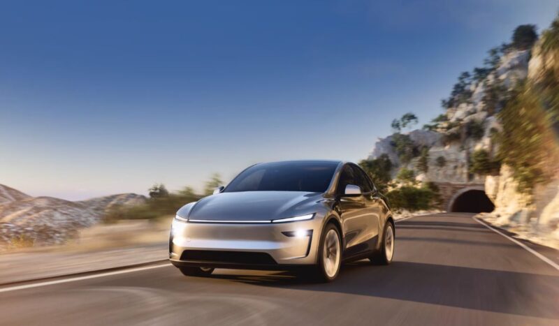 Tesla Model Y køreoplevelse på landevej Tesla Model Y køreoplevelse på landevej